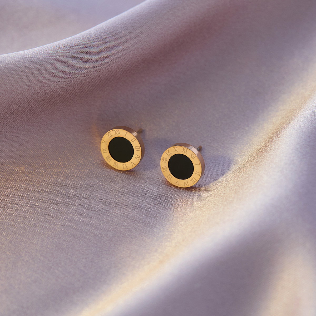 8mm ローズゴールド ローマン スタッド ピアス