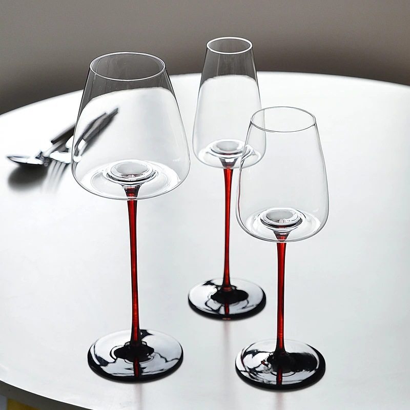 Hand-blown Black Bow-tie Crystal Glass Transparent Red Wine Glass Household Simple Goblet Decanter suit Wine Utensils