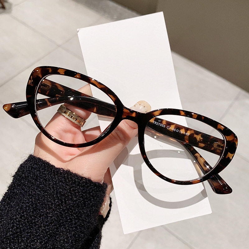 Cat's Eye Glasses Frame Women's Plain-looking TR Short-range Mirror Frame Internet Celebrity Photographing Anti-blue Radiation-proof Black Frame Flat Mirror