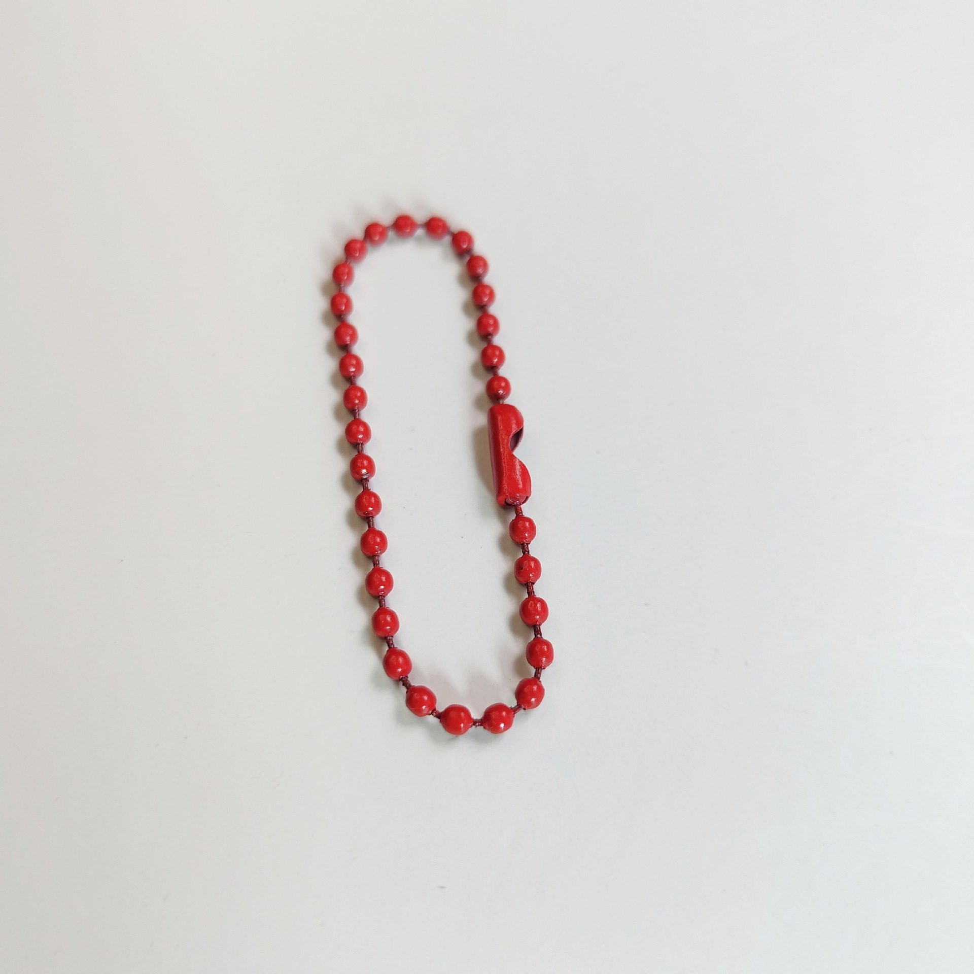 レッドウェーブビーズチェーン(12cm)