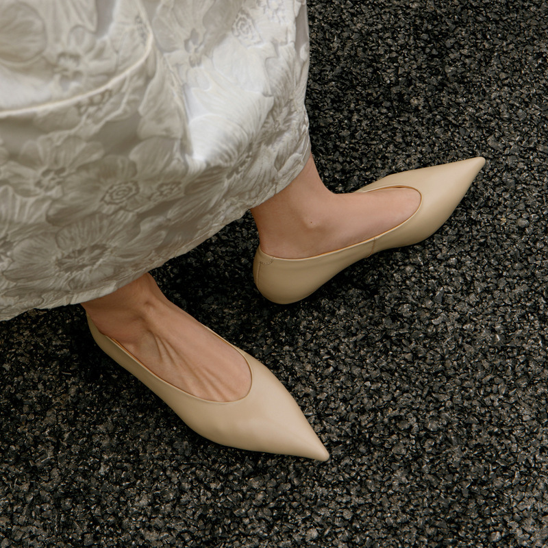 Giày cao gót nữ mũi nhọn gót thô 3cm da bò thật, giày slip-on thanh lịch dễ phối đồ — Chu Guli, Màu trà sữa, màu xanh mờ