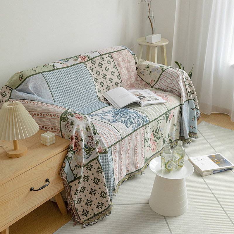 2025 Spring and Summer New Splicing Sofa Towel Non-Slip Illustration Thread Blanket Famous Sofa Cover Cloth Tapestry Wholesale