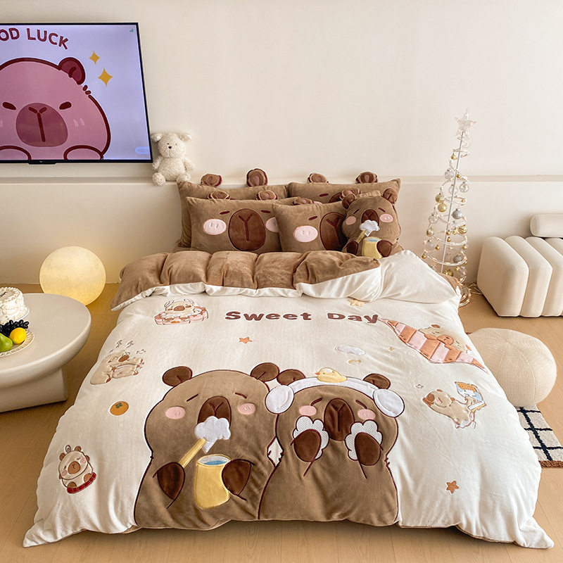 2025 New Cute and Full of Happiness, Stylish Stereo Heavy-Duty Milk Velvet Series Four-Piece Set Comes with the Same Pillow