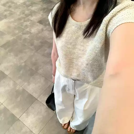 Designer-Inspired Niche Style Right-Shoulder Knit Short-Sleeve T-Shirt for Women, New Summer Hollow-Out Inner Layering Top, Short Style