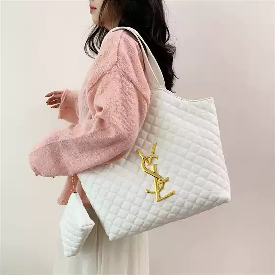 2023 New Spring and Summer Hand Bag Women's Korean-style Shoulder Tote Bag Internet Celebrity Embroidery Rhombic Fashionable Large Capacity European and American