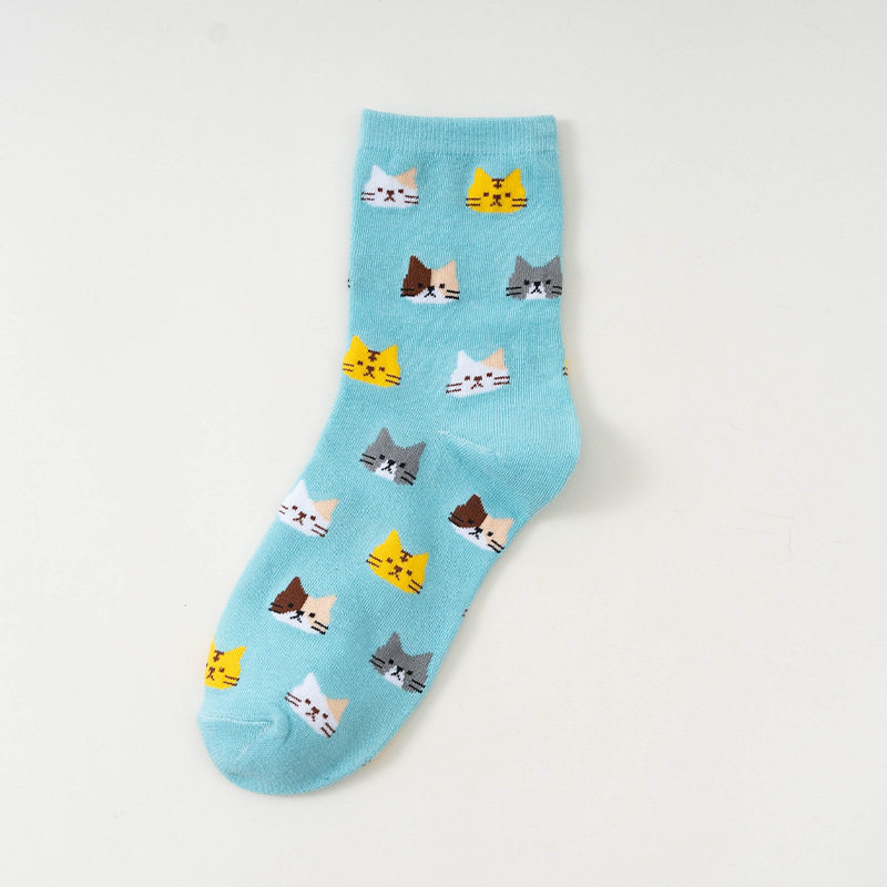 春秋新款卡通直板狗中筒袜棉质袜子女 诸暨厂家批发