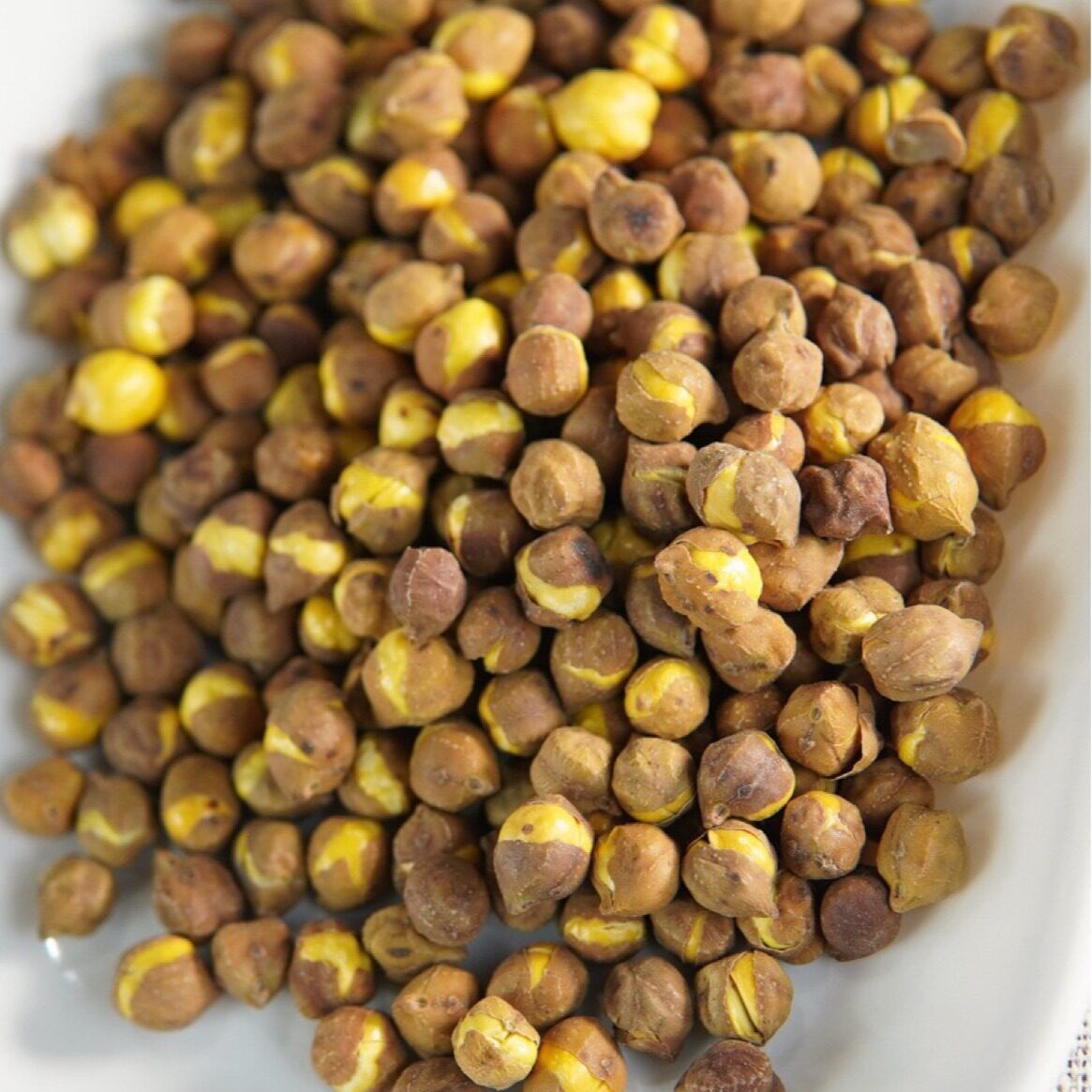 Authentic Xinjiang specialty wooden base Eagle beans cooked instant crispy baked 500g baby snacks original flavor oil-free Wholesale