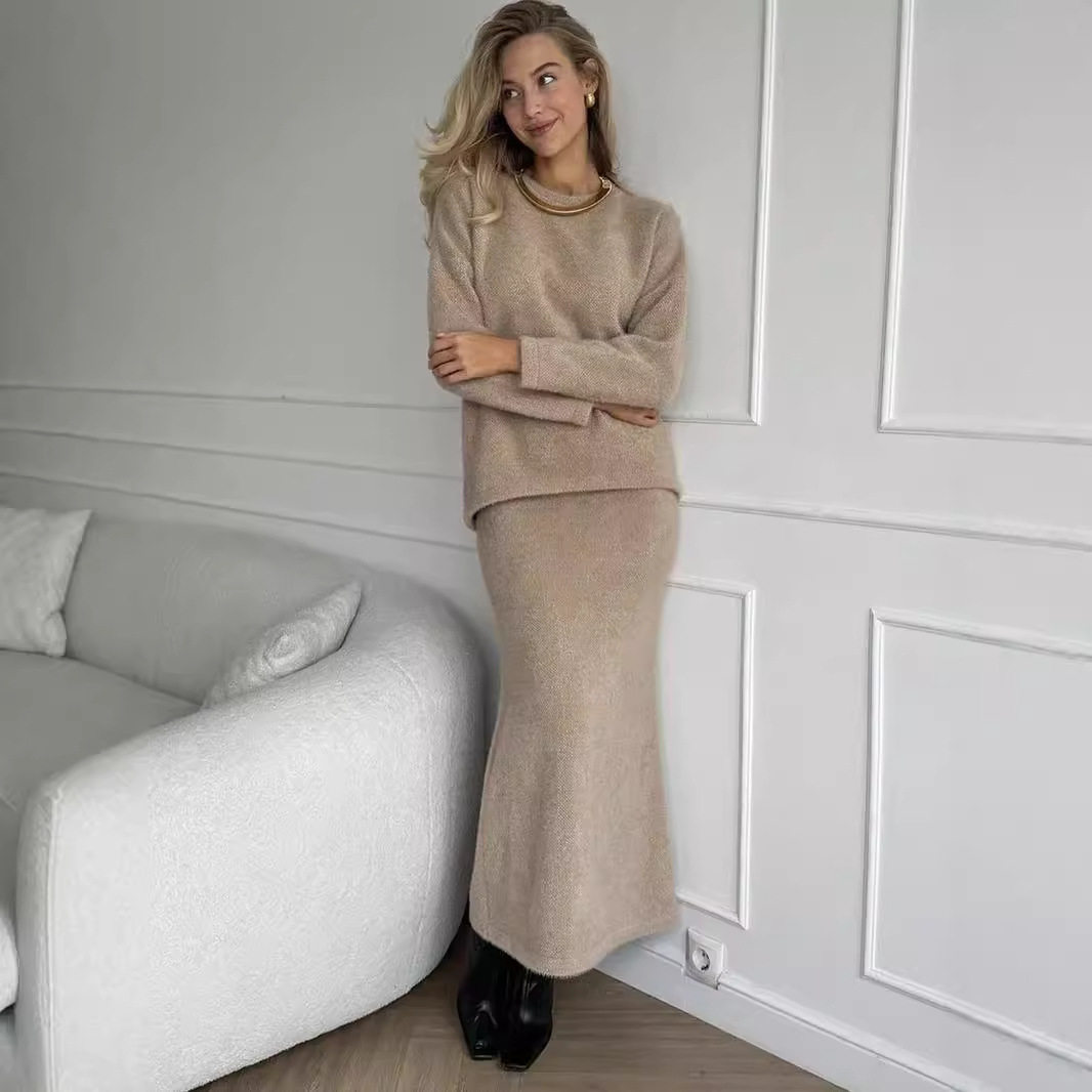 Elegant Soft Thick Round Neck Sweater and Mermaid Skirt Set Womens OL Style Autumn Winter Fashion Wholesale Available