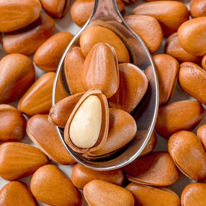 Wholesale New Hand-Peeled Pine Nuts, 500g, Suitable for Pregnant Women, Nut Snacks, Large Bulk Pine Nuts for New Year's Goods