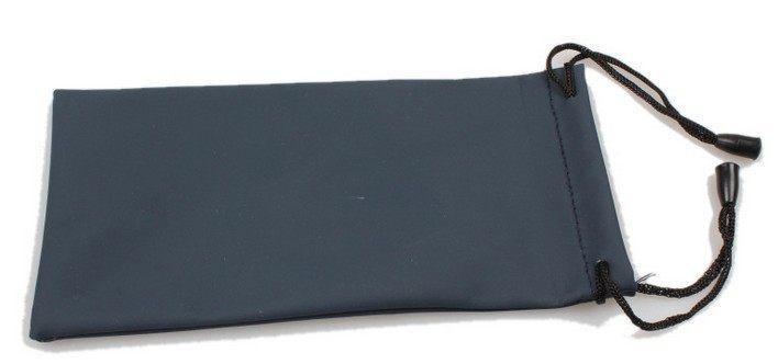 黒のメガネバッグ