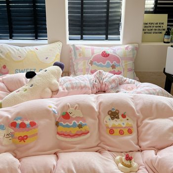 Ins Winter Thickeneded Warm Milk Velvet Towel Embroidered Bear Cake Bed Four-Piece Set Towel Embroidered Teddy Velvet - Total