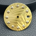 Leaf pattern yellow gold diamond unmarked
