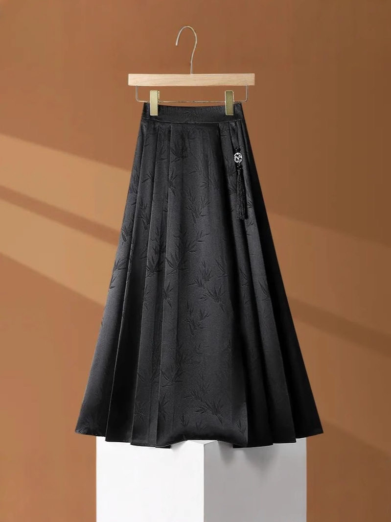 National Style Skirt Women's 2025 Summer New High Waist Slimming Jacquard A- line Large Swing All-match New Chinese Style Horse Face Skirt