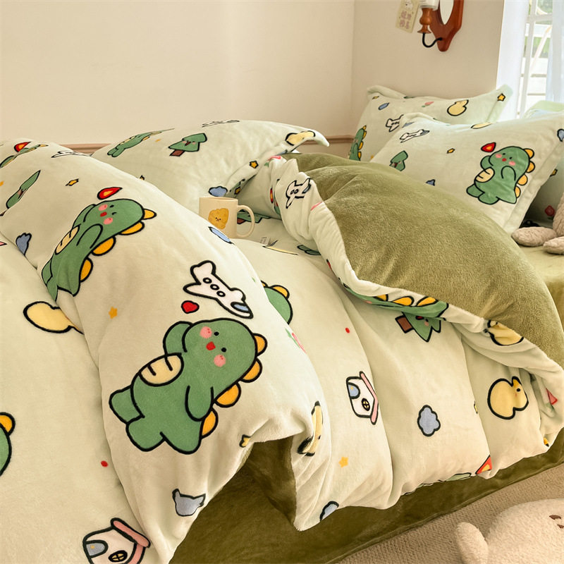 Winter Milk Velvet Four-Piece Dormitory Three-Piece Set, Warm and Thick Double-Sided Coral Fleece Printed Cute Duvet Cover and Sheet
