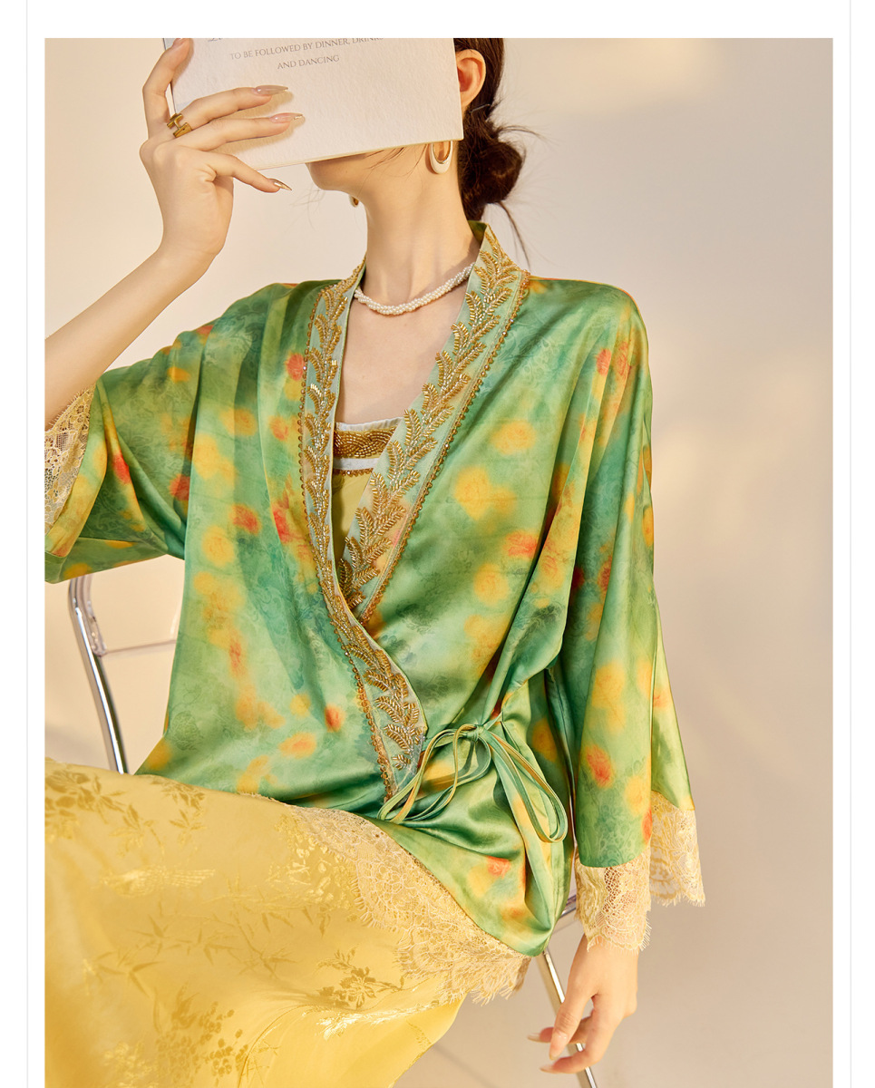 Set áo khoác cardigan thêu hoa kèm đầm hai dây dáng dài nữ — Váy hai dây