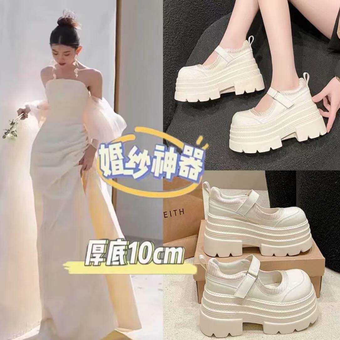 รองเท้าโลฟเฟอร์ส้นหนาสุดเวทมนตร์สำหรับเจ้าสาว ขนาด 10 ซม. รุ่นใหม่ฤดูใบไม้ผลิปี 2025 รองเท้าหนังเพิ่มความสูงสำหรับผู้หญิงตัวเล็ก หัวแม่เท้าใหญ่ ส้นแพลตฟอร์ม