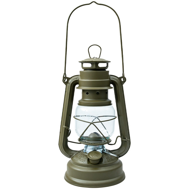 Fire hand lamp outdoor retro portable camping kerosene lamp boutique German photography good outdoor camping lamp