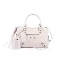 Medium milky white - ready for delivery on the same day