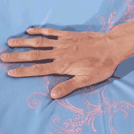 Nordic Color-Changing Thai Silk Latex Pillow Universal Pillowcase with Temperature-Sensitive Color Change and Customizable Temperature Sensing