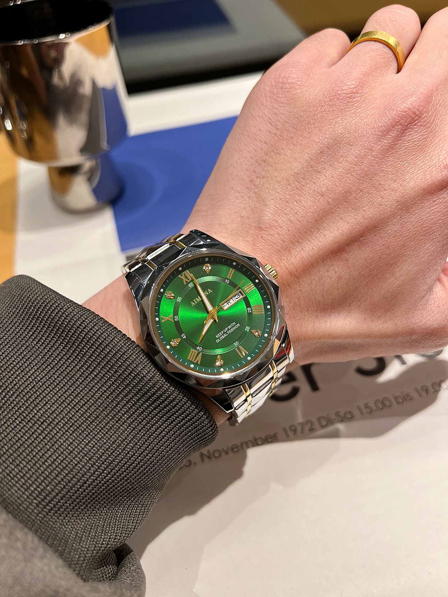 O1CN01JA9ZJC1Z6v4rYqPbQ !!2219695973146 0 cib