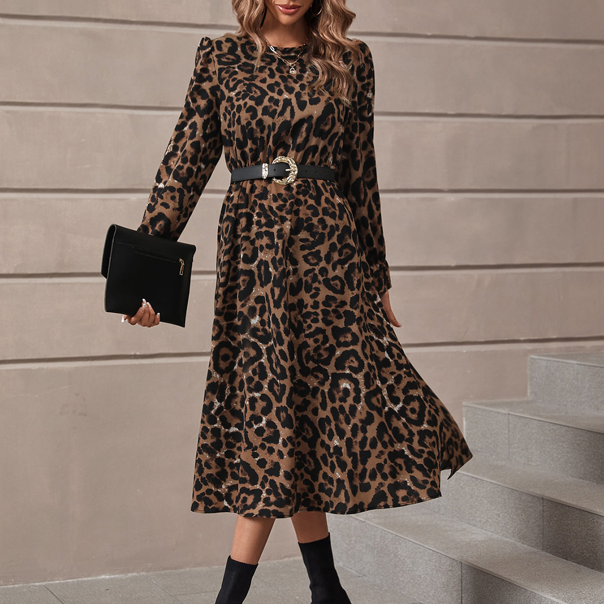 Leopard Print Dress Fashionable Floral Design Round Neck Short Sleeve Perfect for Summer Events Wholesale Available