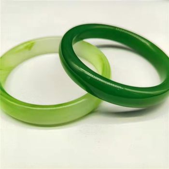 Imitation Malay jade bracelet glass imitation jade bracelet stall will sell gifts factory direct factory large spot