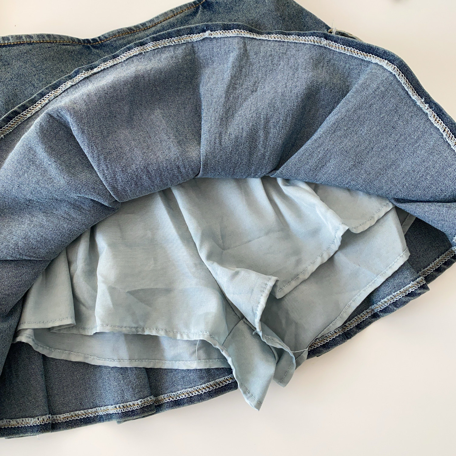 Vintage Denim Strapless Vest and Pleated Skirt Set Slim Fit Youthful Style Summer Wear Wholesale Available