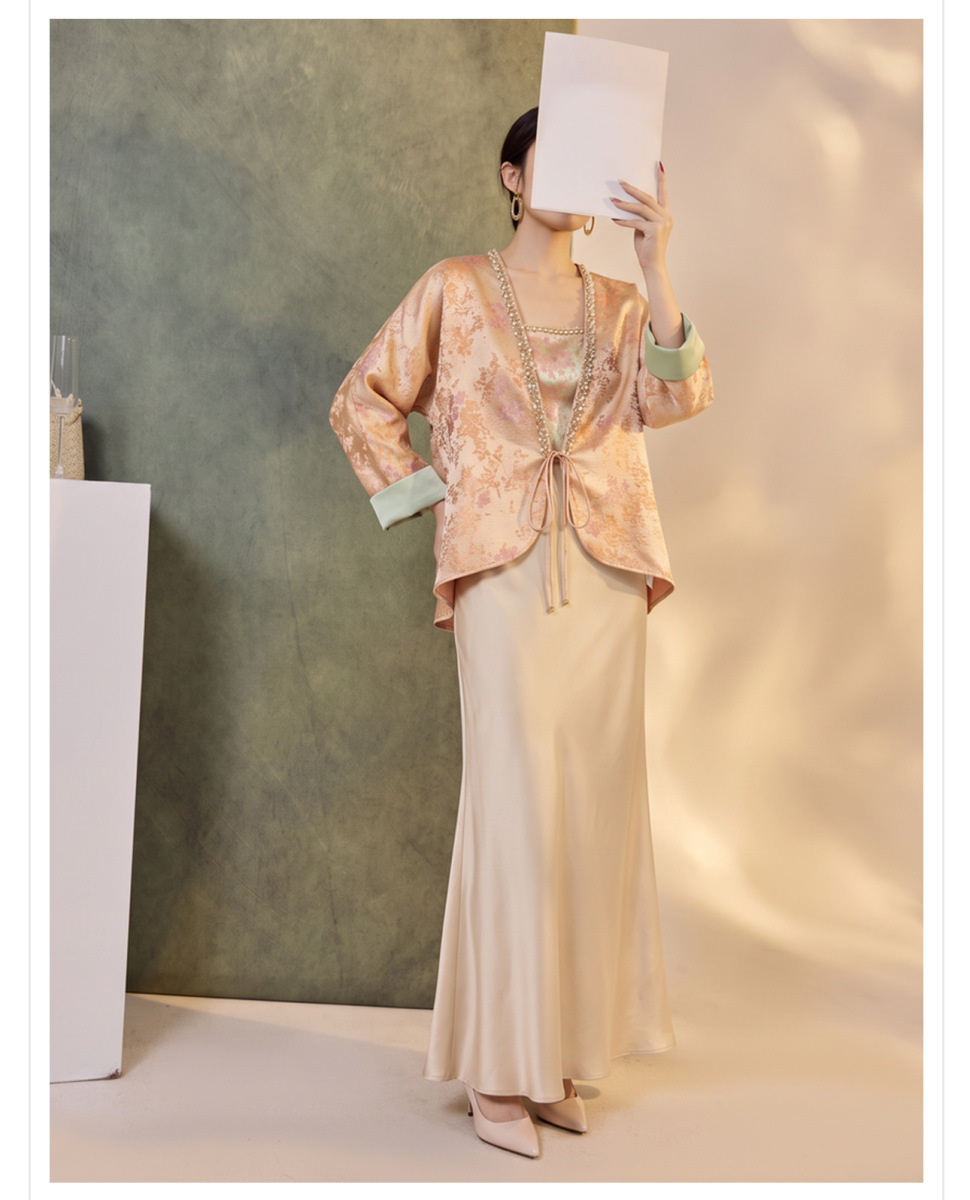 Bộ đầm nữ hai mảnh áo khoác cardigan dài tay buộc dây kèm váy hai dây dáng đuôi cá — Áo khoác (giao hàng trong 7 ngày), Váy hai dây (giao hàng trong 7 ngày), Bộ sản phẩm (giao hàng trong 7 ngày)