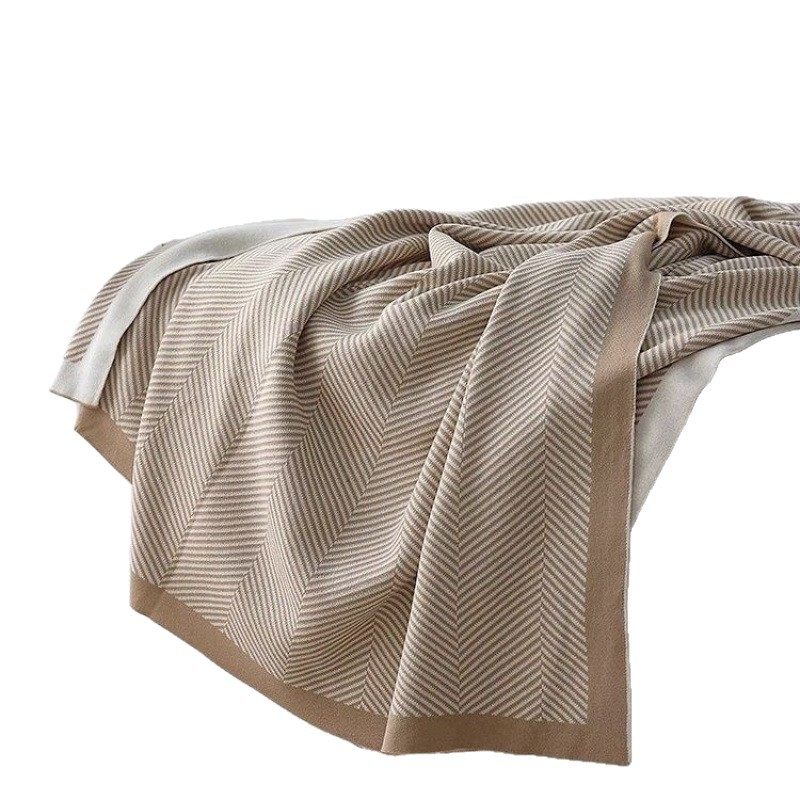 European-Style Airline Blanket, Herringbone Pattern Nap Blanket, Air Conditioning Blanket, Bed Blanket, Office Shawl, Sofa Blanket, Car Blanket