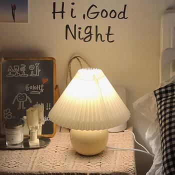 Bedroom Creative Ceramic Dimming Small Table Lamp Cross-Border Internet Celebrity Pleated Girl Atmosphere Table Lamp Nordic Study Bedside Lamp