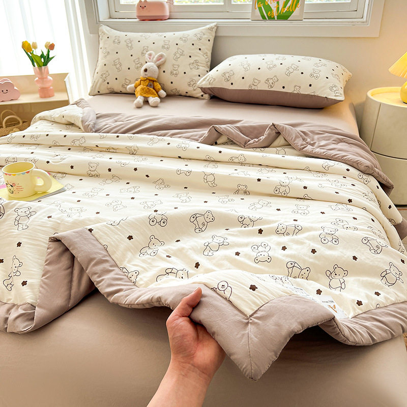 Summer quilt 100 Xinjiang cotton quilt core 200x 230 air conditioning quilt spring and autumn quilt dormitory single students can be machine washed