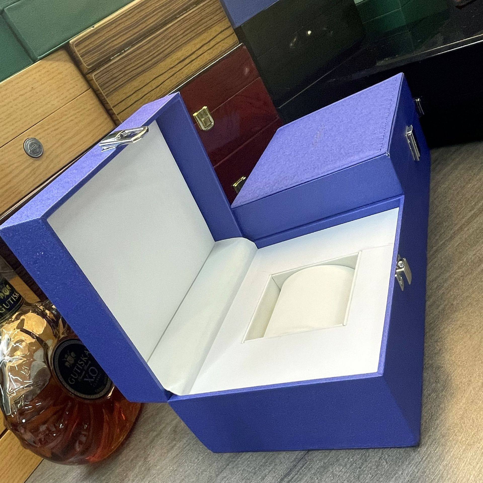 Watch box accessories and Lorraine, Fenz high-grade accessories instruction warranty card meter regulator meter tool