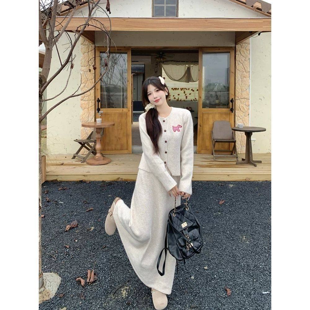 Dress Suit Women's Autumn and Winter New High-End Elegant Commuter Slim Knitted Cardigan Half-Length Skirt Two-Piece Set