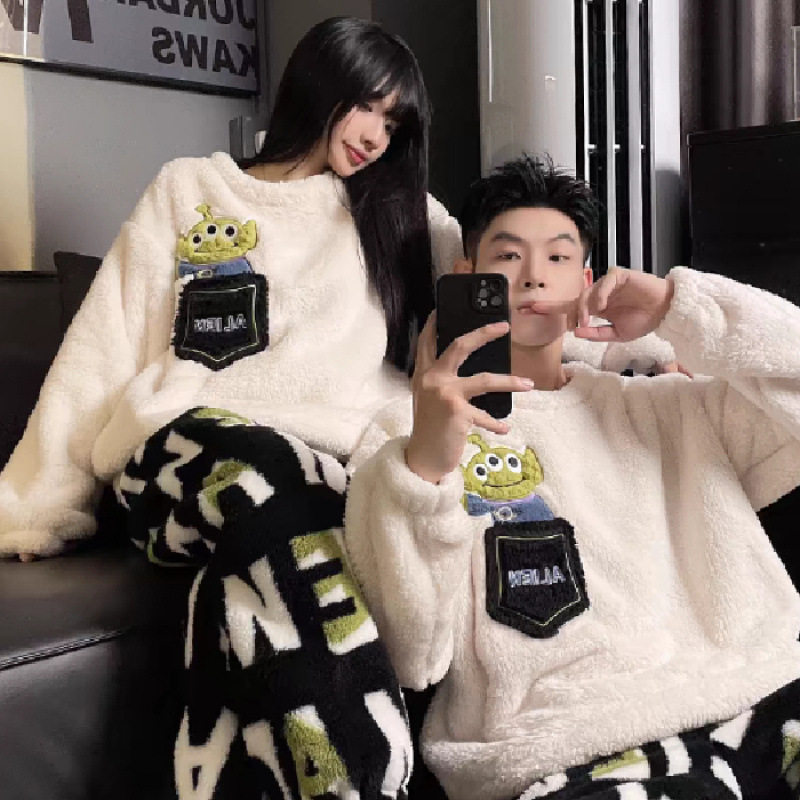 秋冬季爆款情侣法兰绒珊瑚绒睡衣女男士家居服