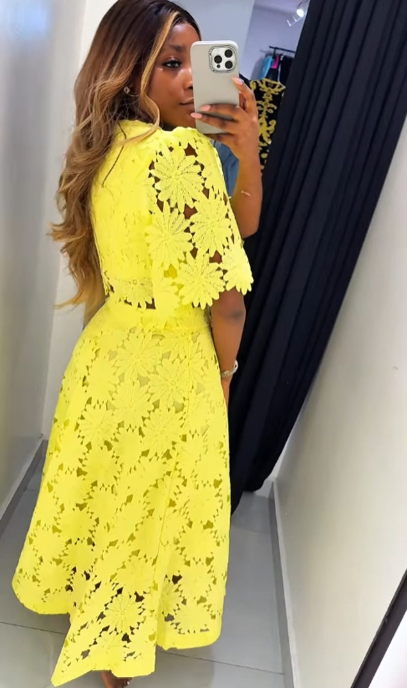 French Design Hollow Out Top and Pants Set Stylish Casual Two Piece Outfit Perfect for Spring and Summer Wholesale