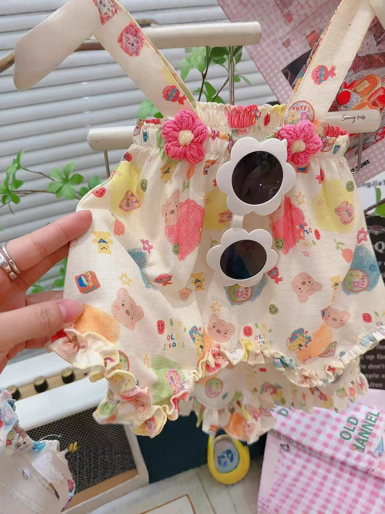 Mädchen-Sommer-Cartoon-Niedliche Rüschen-Wellensaum-Blumen-Tanktop & kurze Trägerrock-Zweiteiliges-Set