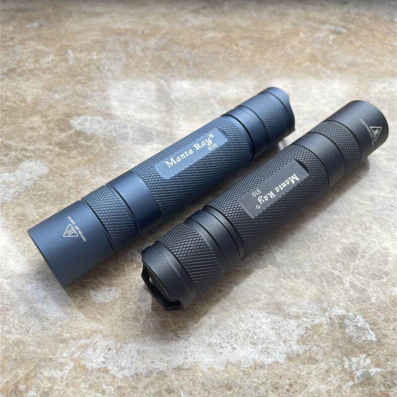 Small straight SST20 white light warm floodlight household outdoor 18650 rechargeable strong light flashlight aluminum alloy waterproof