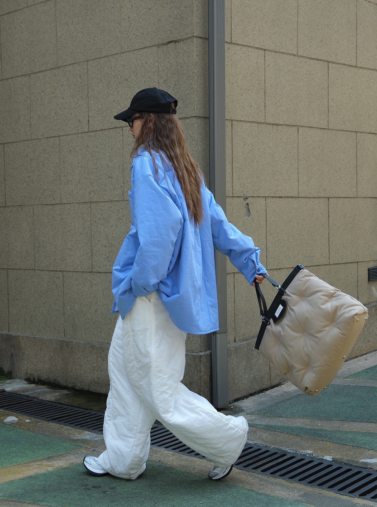 5C05CDB2-4525-402F-B72A-96F57B