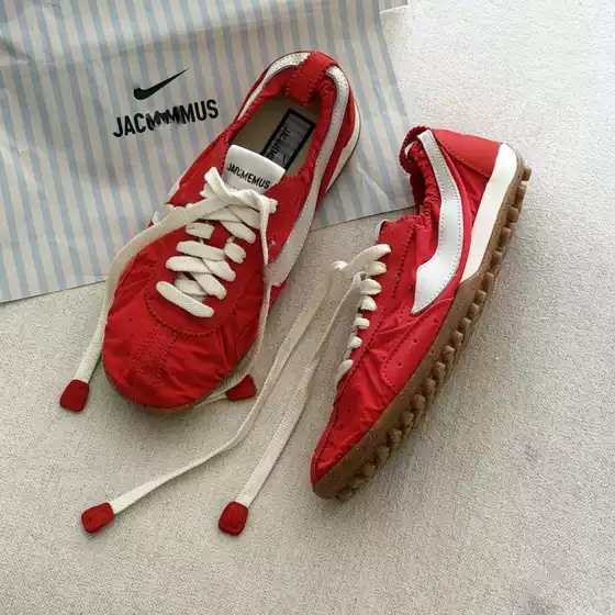 High-Quality Jacumoon Collaboration Ballet Moon Shoes Versatile Thin-Soled Waffle Sneakers for Men and Women Sports Casual Shoes