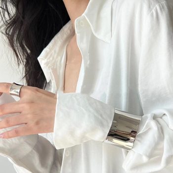 European and American curved wide glossy open bracelet female niche light luxury high-grade exaggerated couple bracelet arm bracelet bracelet