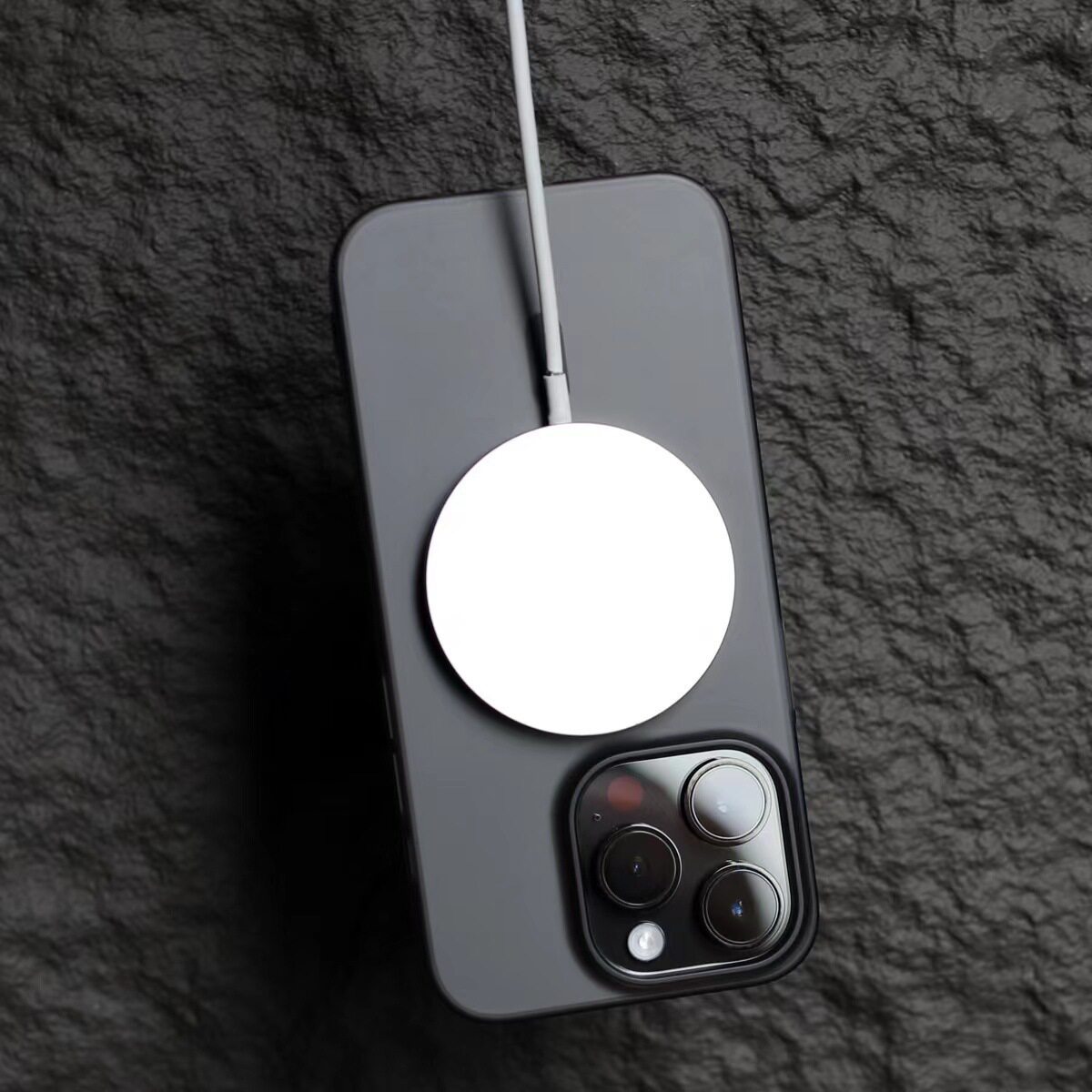 Ultra-Thin Pc Ice Mist Magnetic Suction Suitable for Iphone17 Mobile Phone Case Translucent Frosted Anti-Fingerprint Apple 16 Hard Sheath