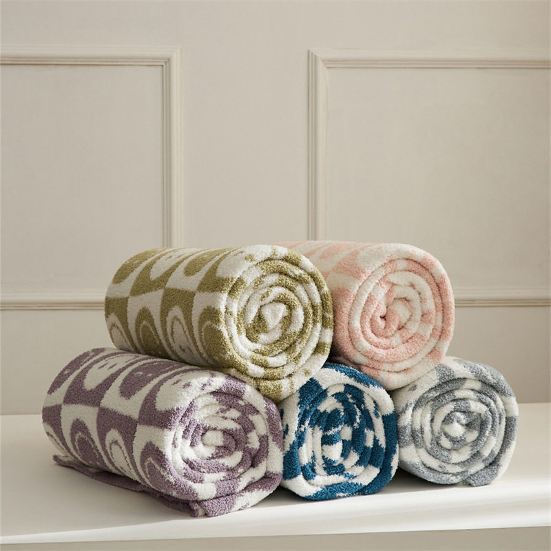 Langao Ins Super Fire Checkerboard Smiley Blanket Half-side Velvet Knitted Thread Blanket Sofa Thickened Blanket Soft Dress