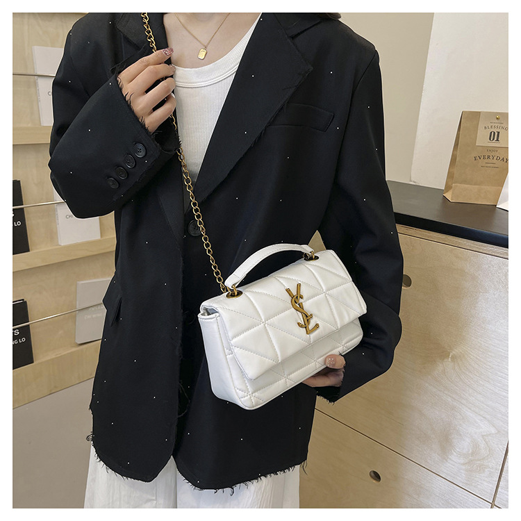 O1CN01JXw9U5232HUVVbOkH !!2215817057197 0 cib