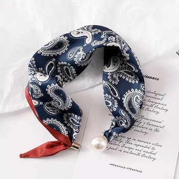 2025 New Spring and Summer Thin Pearl Necklace Magnetic Buckle Lazy Silk Scarf Women's Pendant Neck Scarf Clavicle Chain Silk Scarf