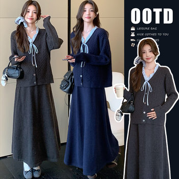 Maternity Wear 2025 Autumn and Winter New Hot Mom Age-Reducing Elegant Complete Outer Wear Korean Knitted Two-Piece Suit