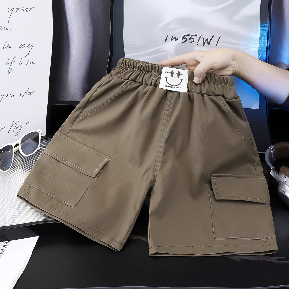 Boys' Summer Shorts, Thin New Style, Big Kids Casual Multi-Pocket Loose Five-Inch Cargo Shorts