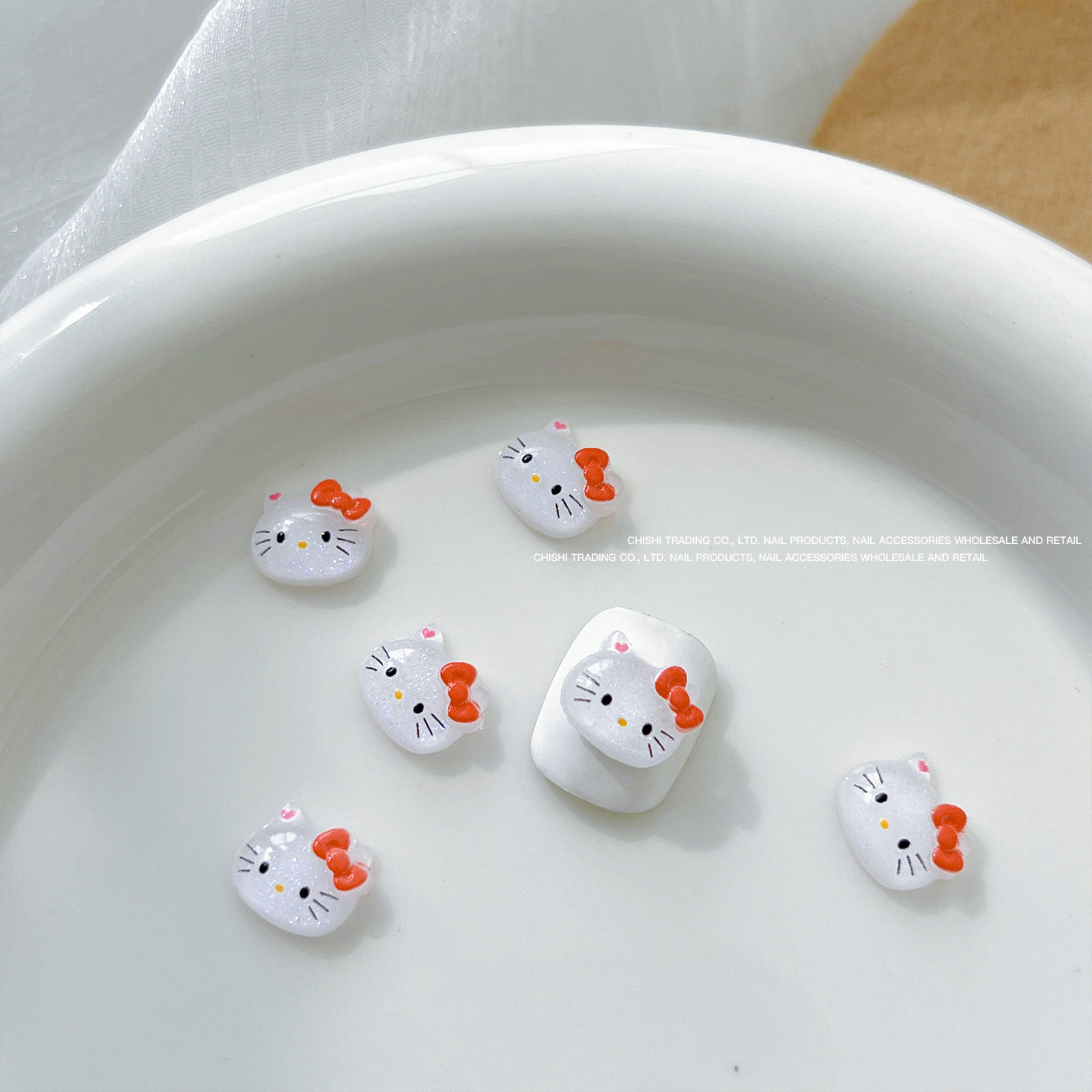 単一の赤い蝶結びkt猫 #01