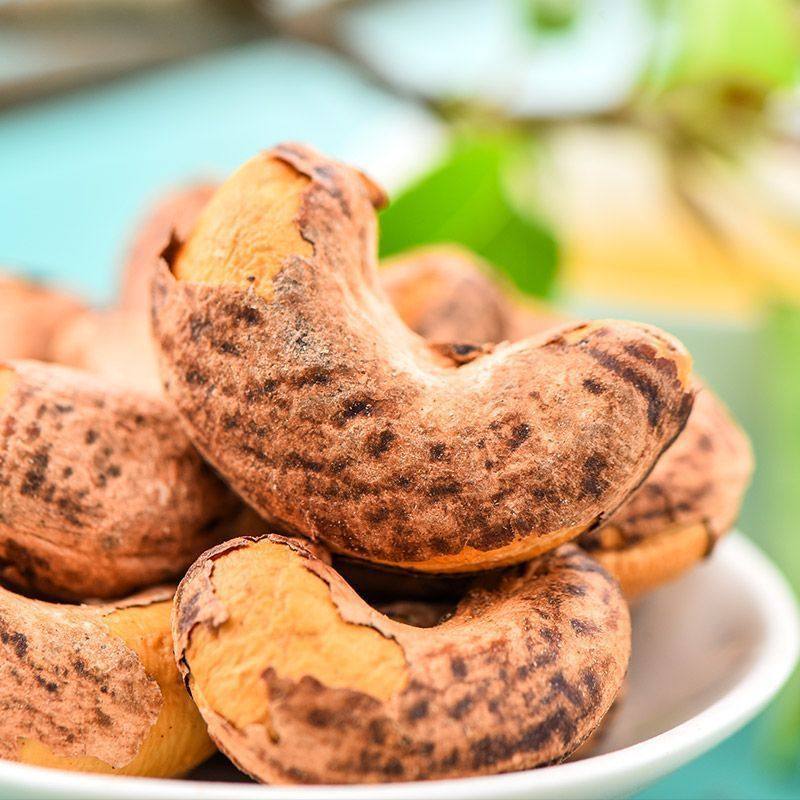 Purple-Skinned Cashew Nuts 505g Large Bag Vietnam Cashew Nuts with Skin Roasted Snacks Wholesale Factory One-Piece Wholesale