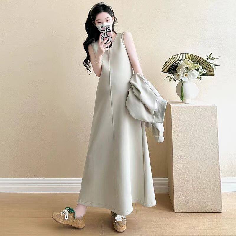 Maternity Wear Autumn Wear 2025 New Fashionable Sweatshirt Jacket Vest Skirt Two-Piece Suit Autumn and Winter Suit