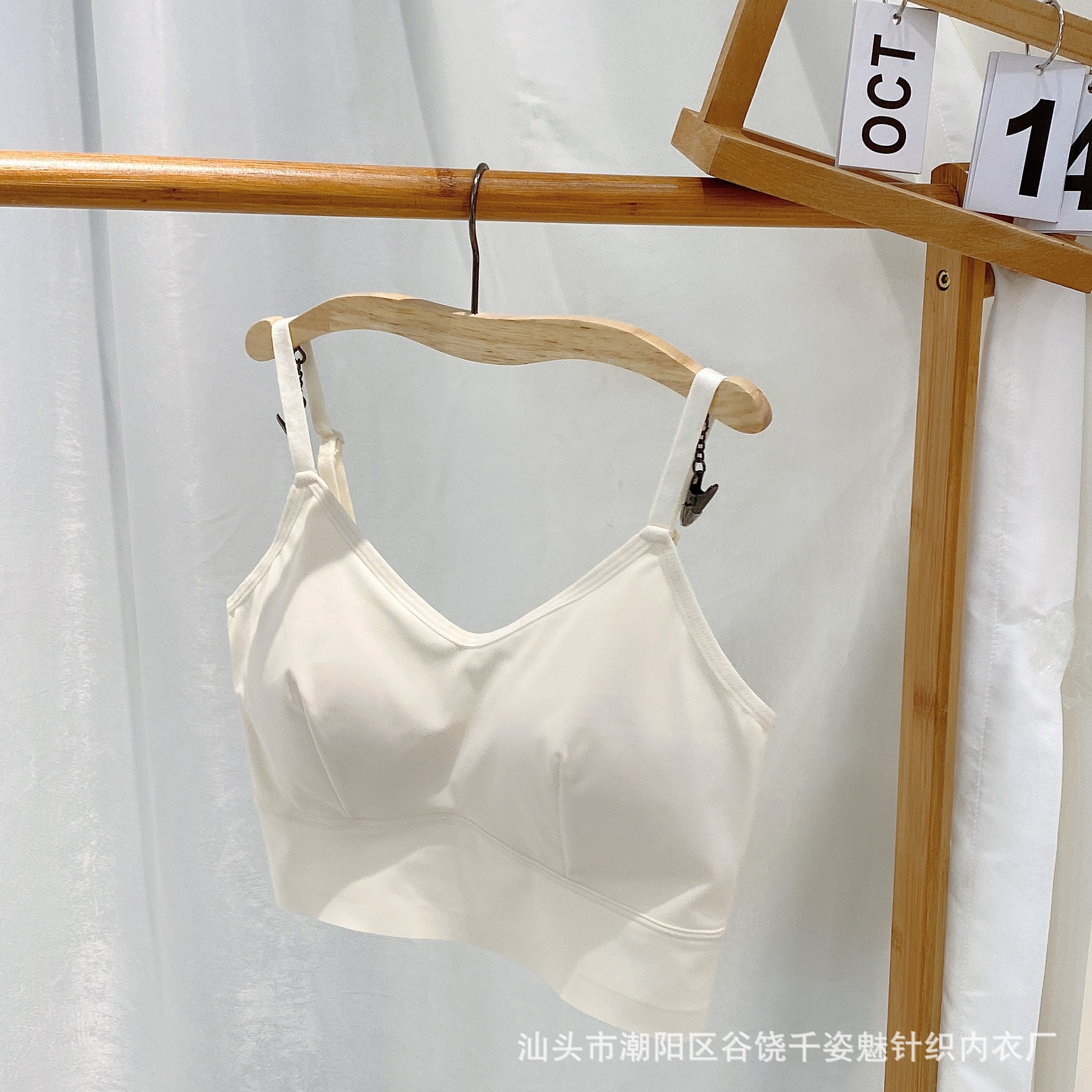 bdd8b4b446539f71fce19e0cf8857c